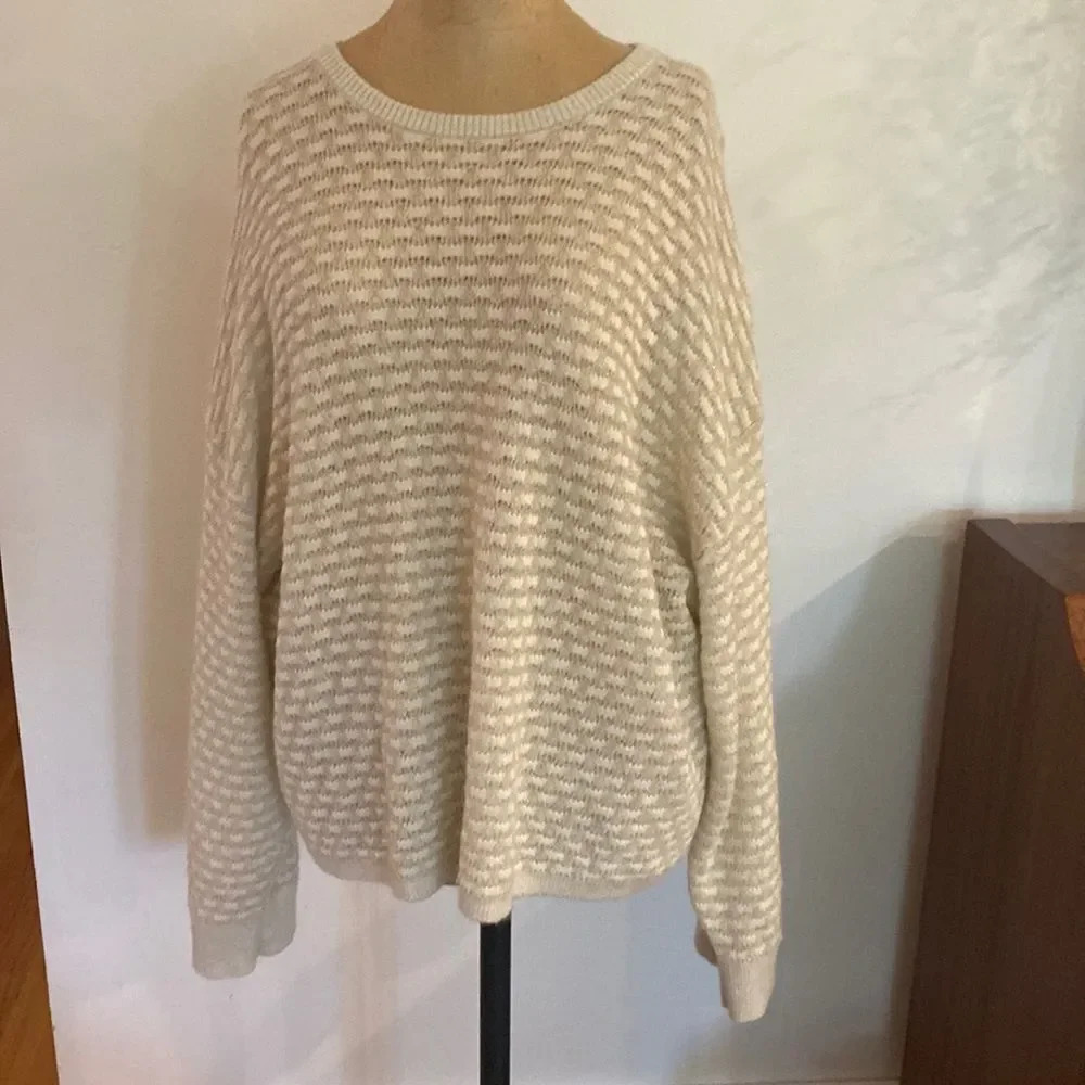 Babaton 1-01 XXS gold and ivory sweater beautiful sparkles fits like a Large - Picture 2 of 9